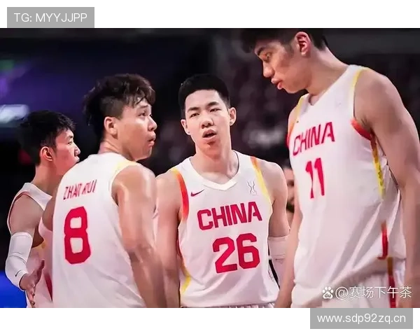 中国男篮力克韩国晋级亚洲杯四强 同组劲敌提前出局 - 副本